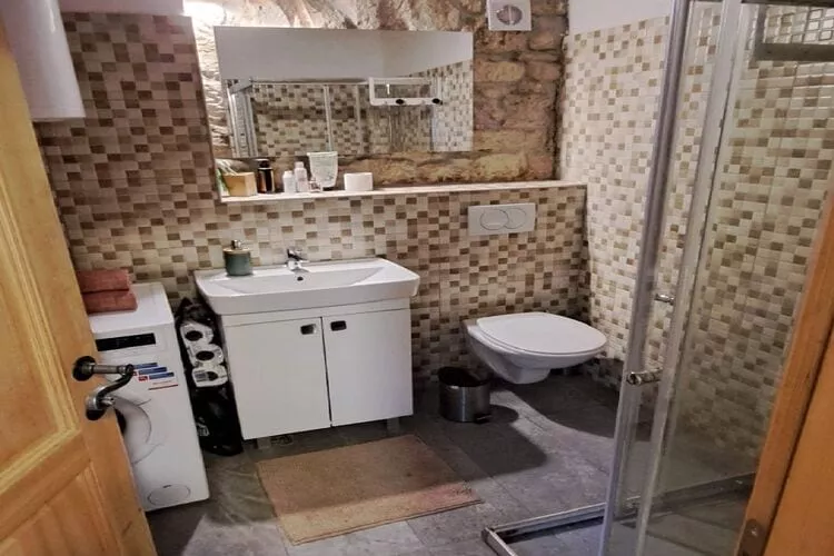 Agroturizam Podastrana - Two Bedroom Apartment-Salle de bain