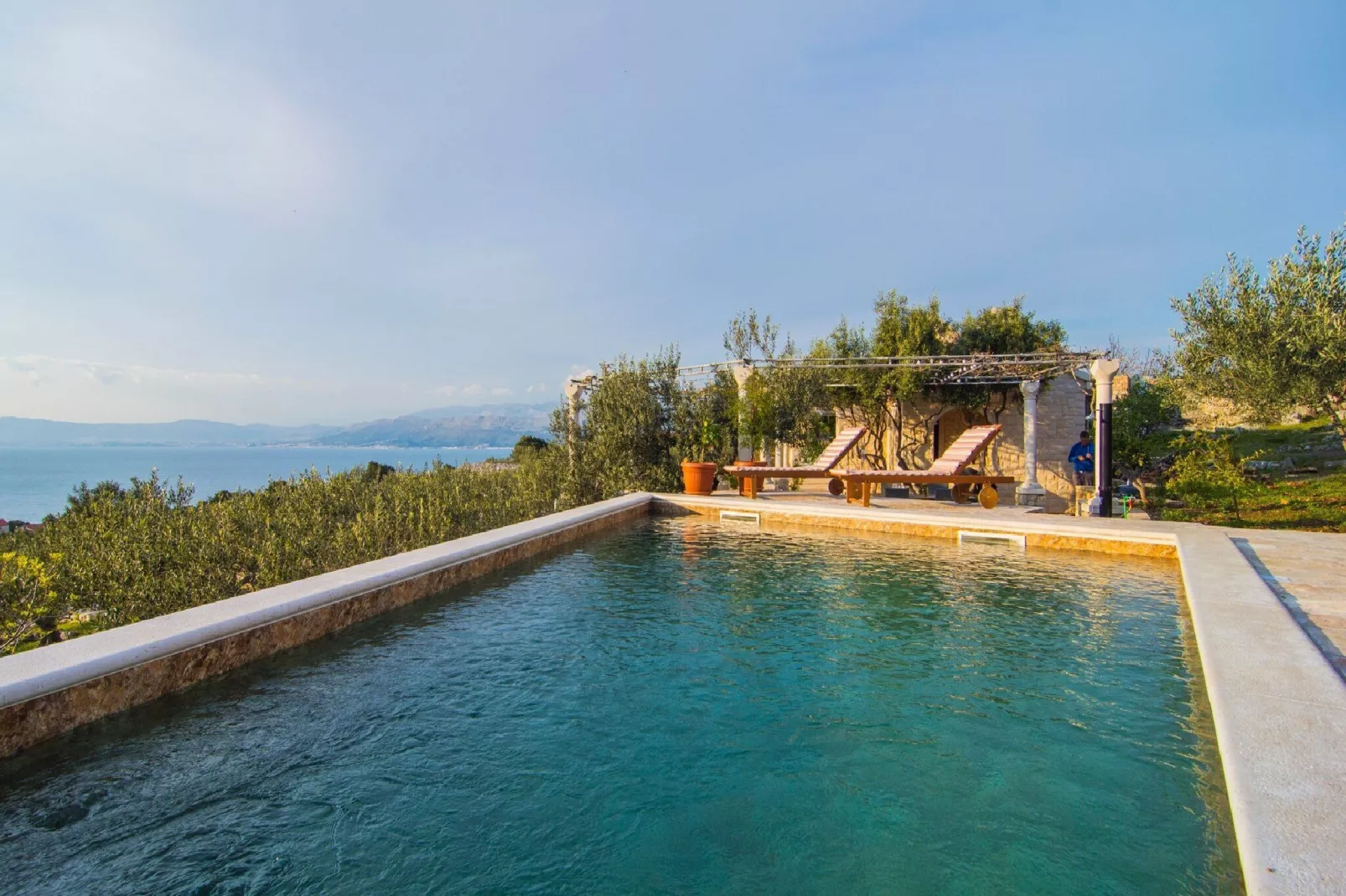 Villa Roza - One Bedroom Villa with Swimming Pool-Pool