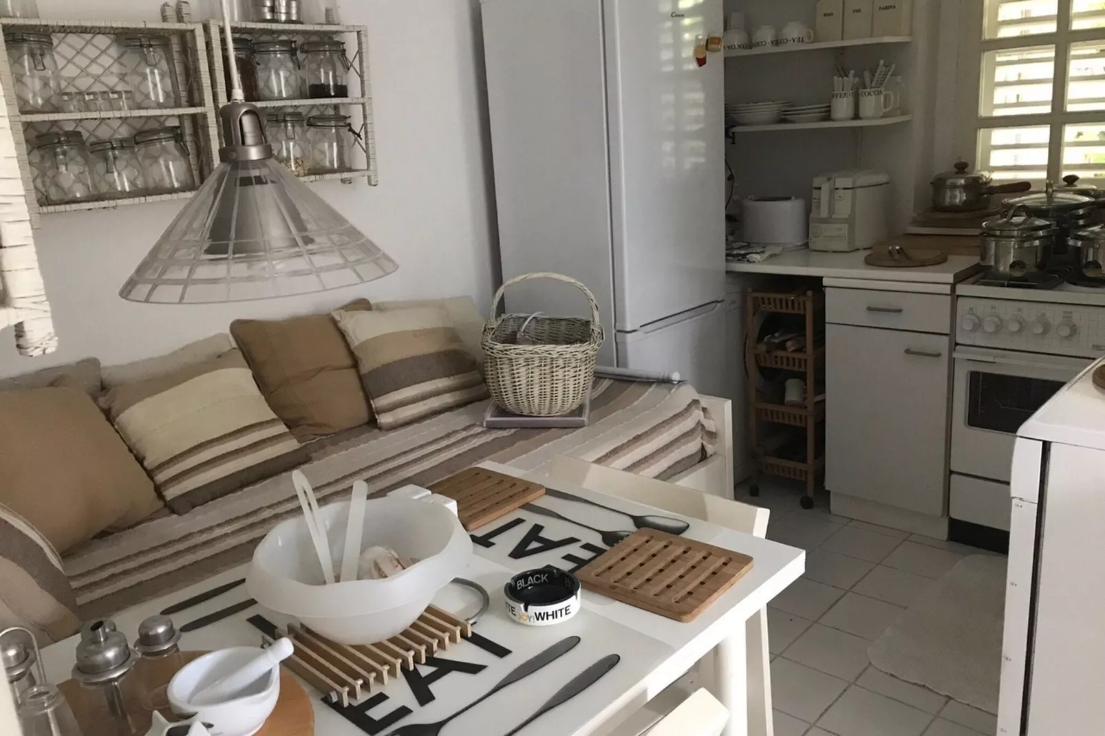 Apartment Oleander - One Bedroom Apartment with Terrace-Living room
