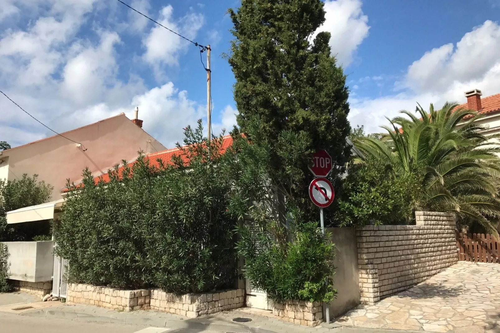Apartment Oleander - One Bedroom Apartment with Terrace-Outdoor