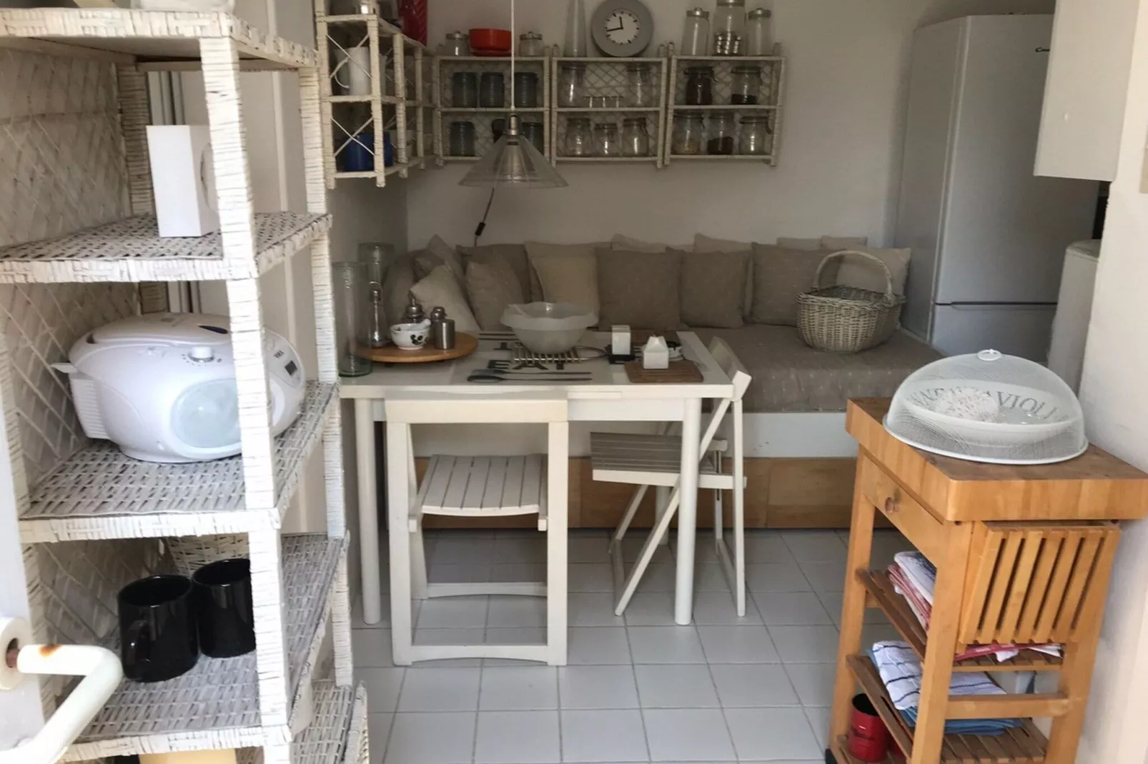 Apartment Oleander - One Bedroom Apartment with Terrace-Indoor