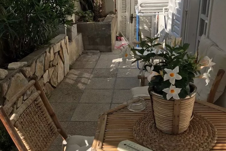 Apartment Oleander - One Bedroom Apartment with Terrace-Terrace