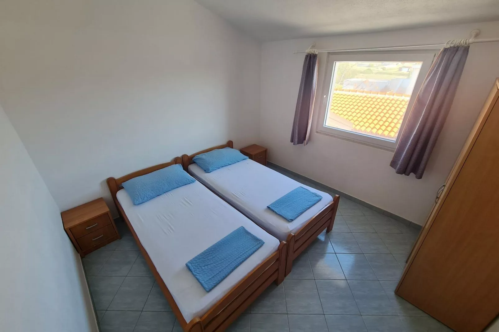 Apartments Robi - Two Bedroom Apartment with Terrace-Chambre
