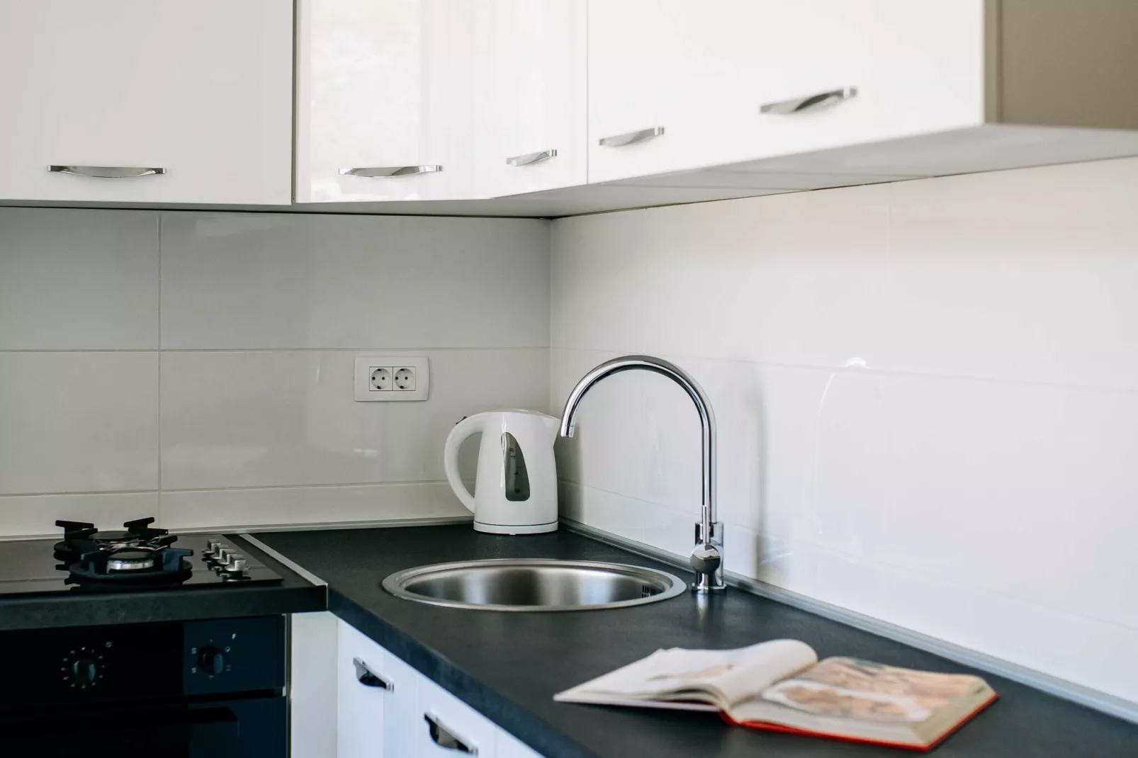 Apartment Wanda - Two Bedroom Apartment with City View-Kitchen