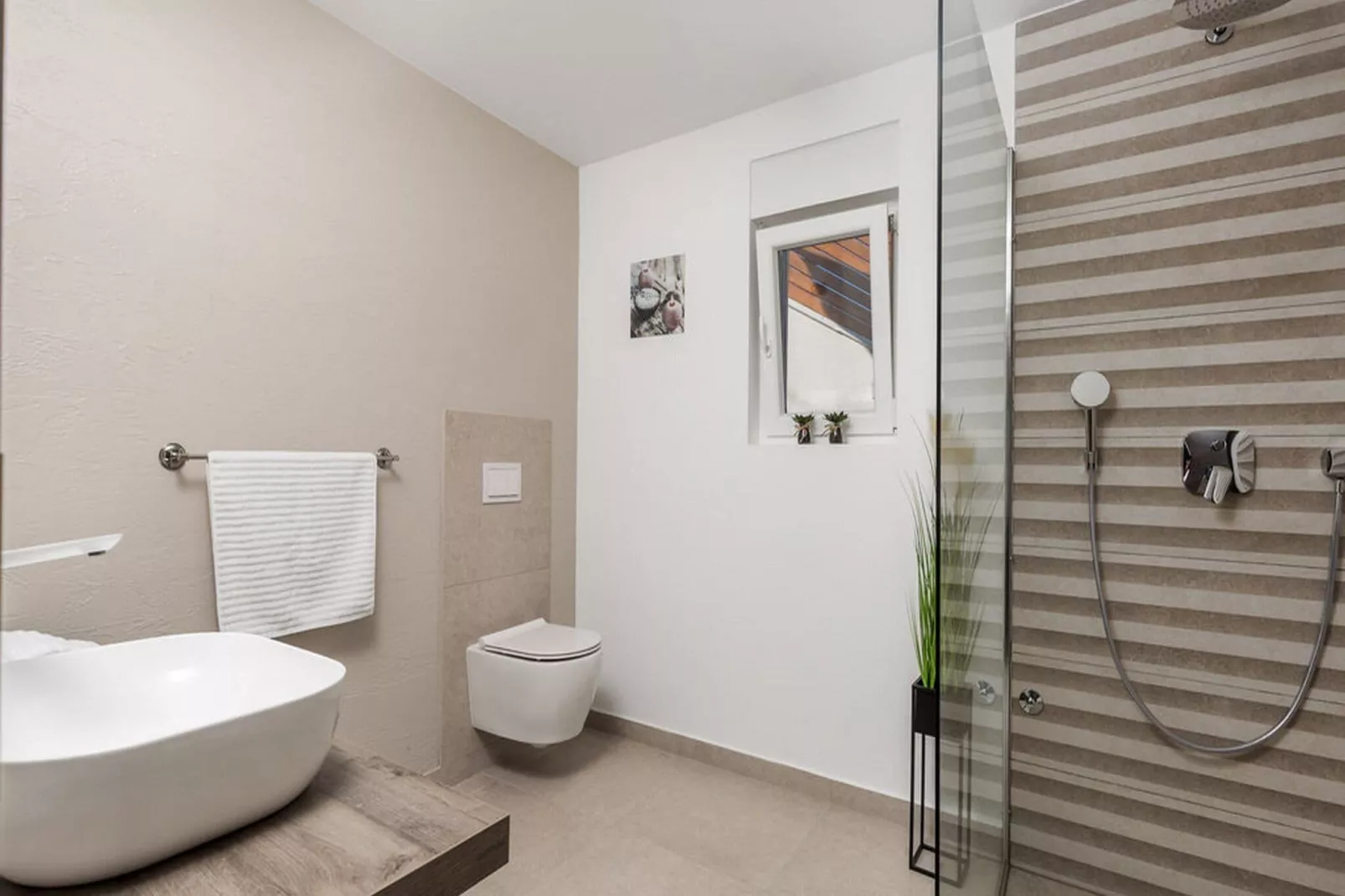 Villa Corichi - Four Bedroom Villa with Swimming Pool-Bathroom