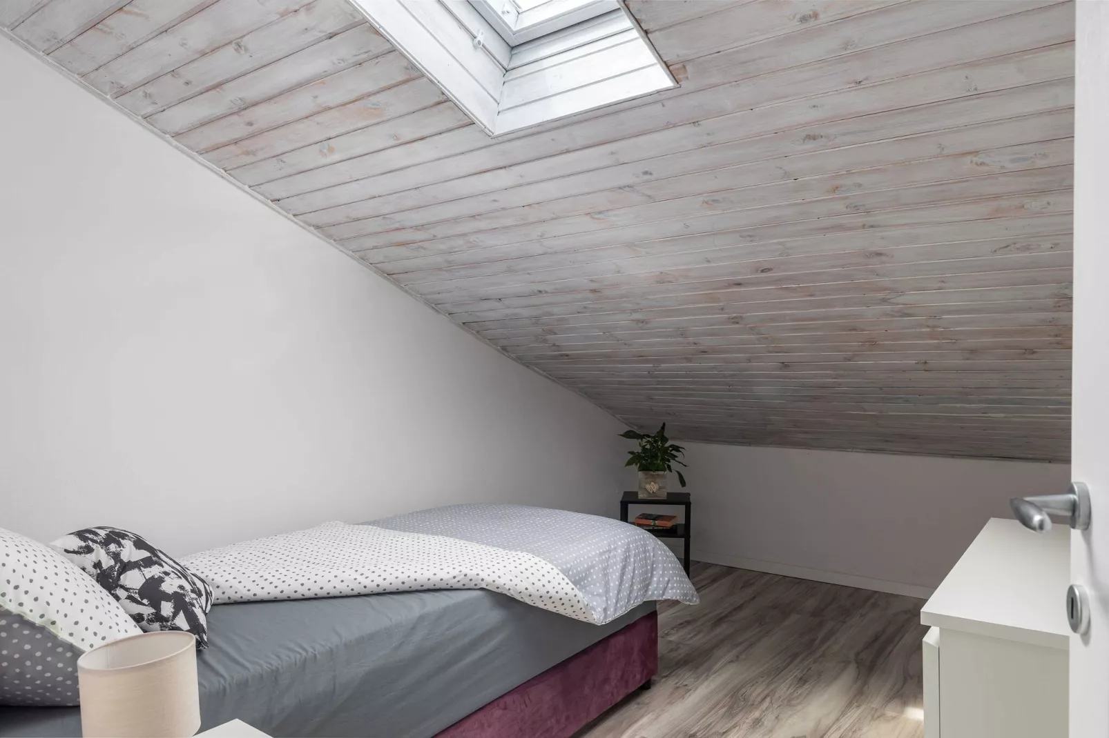 Apartment Tete Mare - Three Bedroom Apartment with Terrace-Chambre