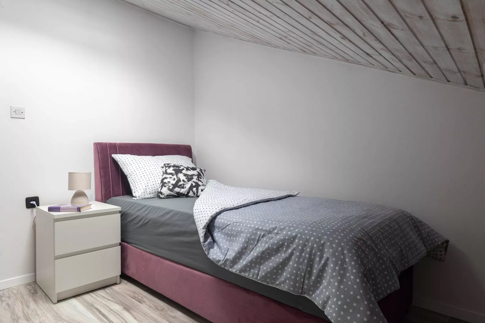 Apartment Tete Mare - Three Bedroom Apartment with Terrace-Chambre