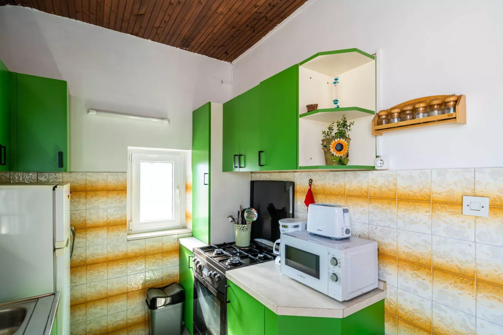 Apartment Dorica - One Bedroom Apartment with Terrace-Kitchen