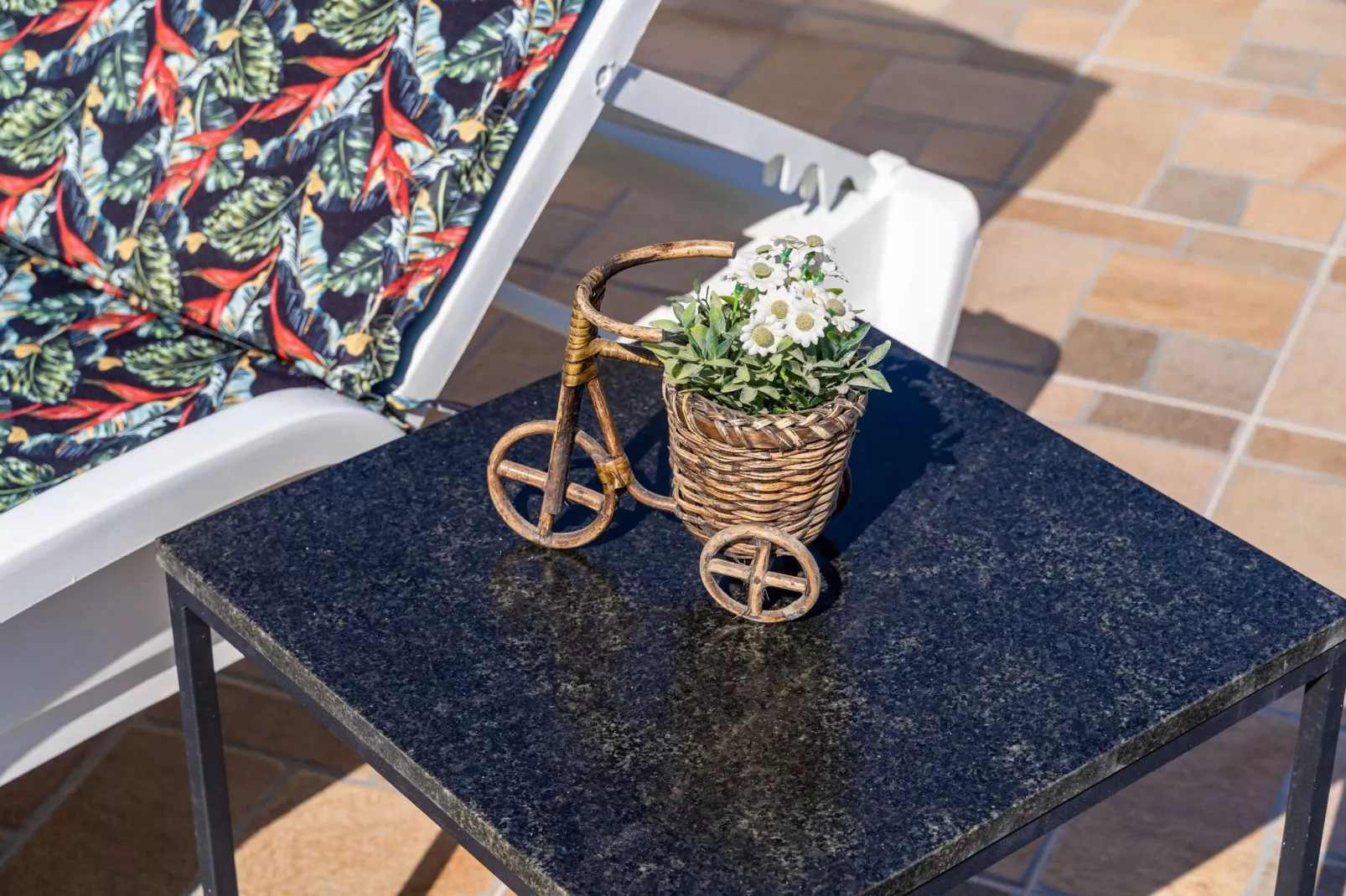 Apartment Dorica - One Bedroom Apartment with Terrace-Outdoor