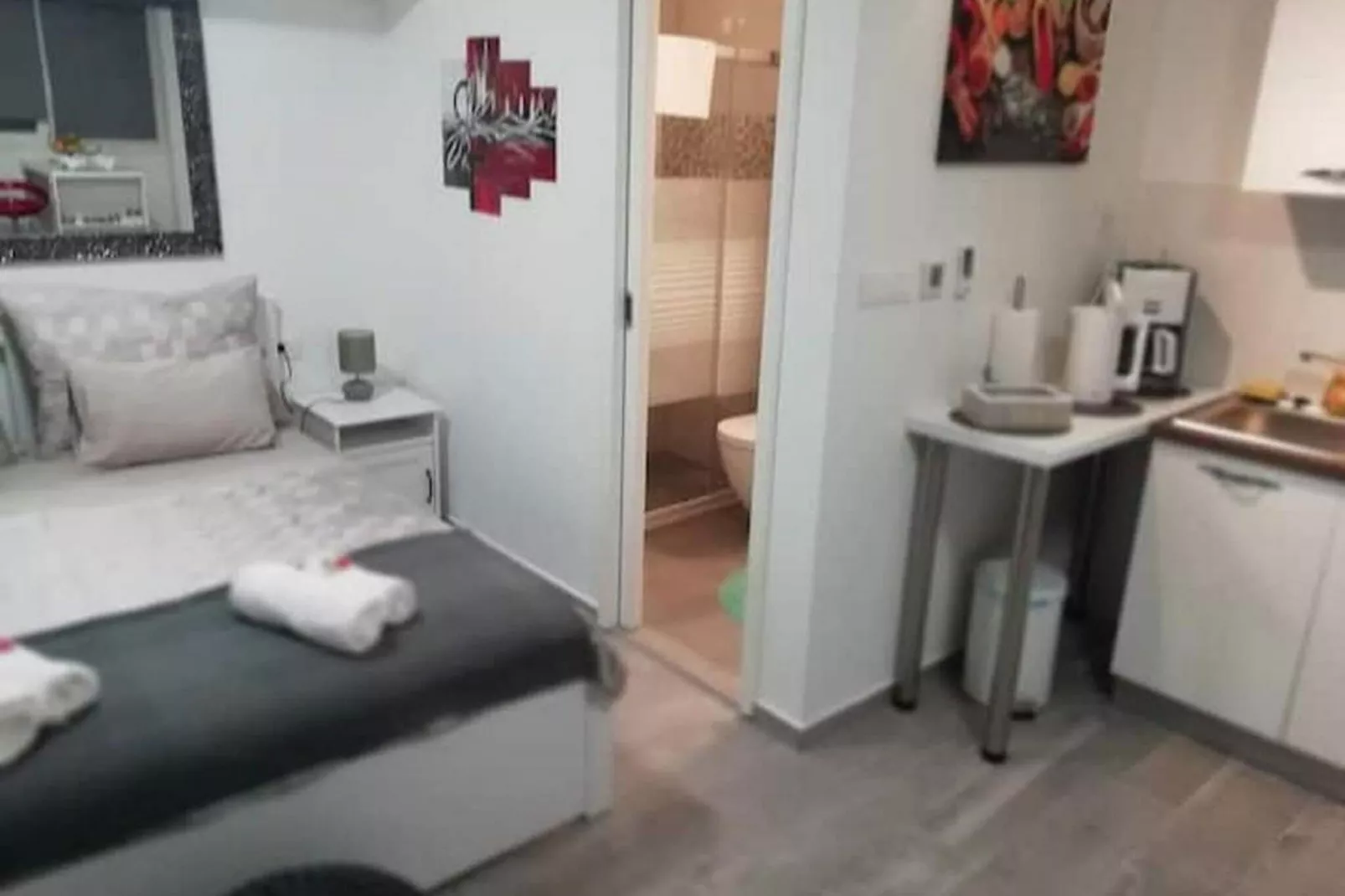 Apartment Little Secret - Studio Apartment-Living room
