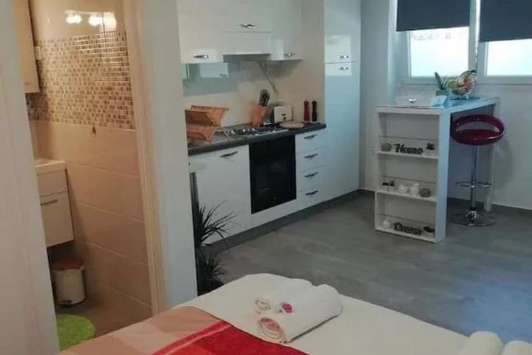 Apartment Little Secret - Studio Apartment-Kitchen
