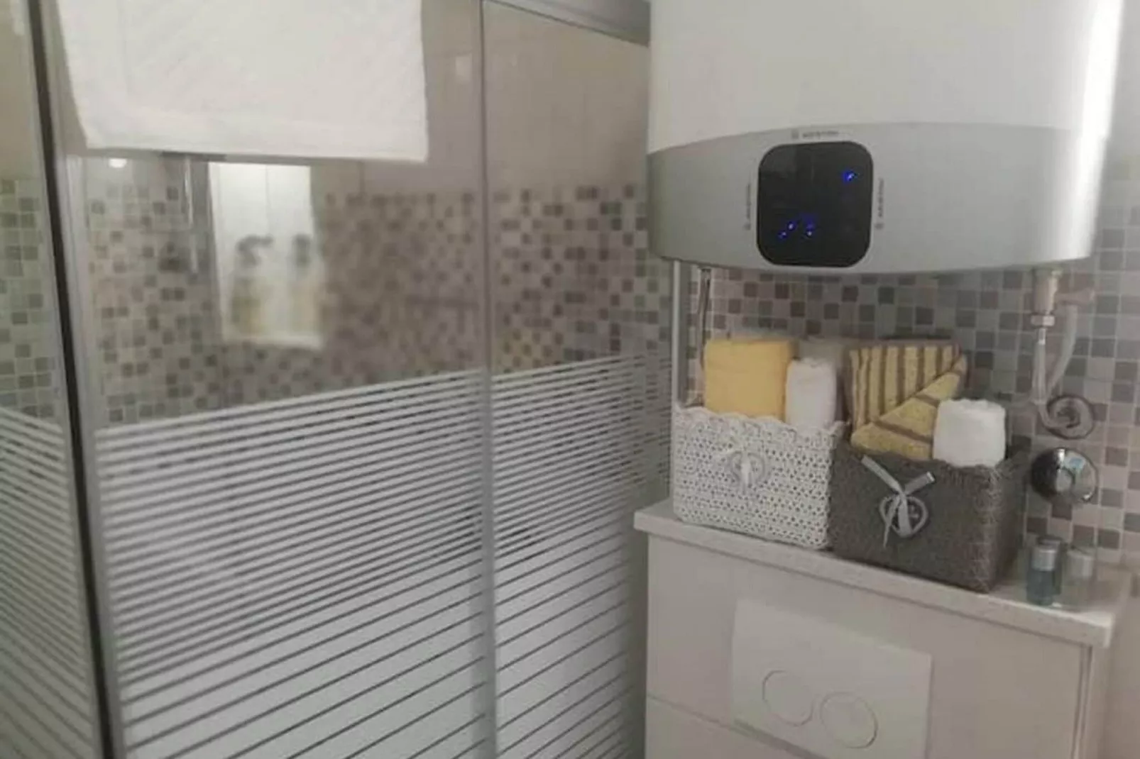 Apartment Little Secret - Studio Apartment-Bathroom