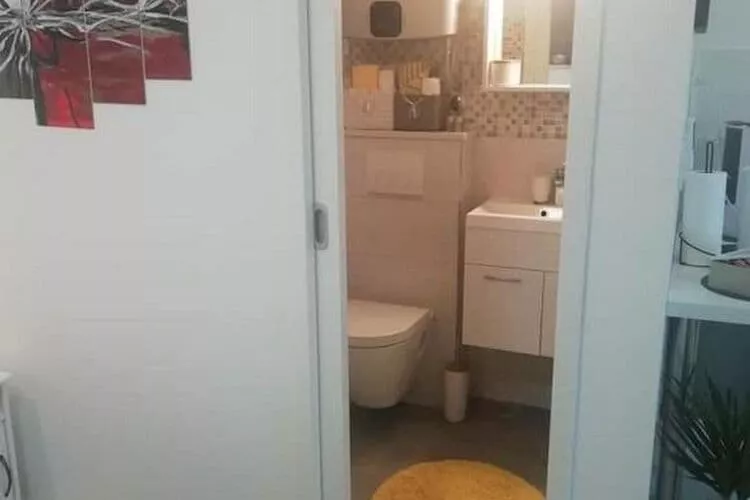 Apartment Little Secret - Studio Apartment-Bathroom