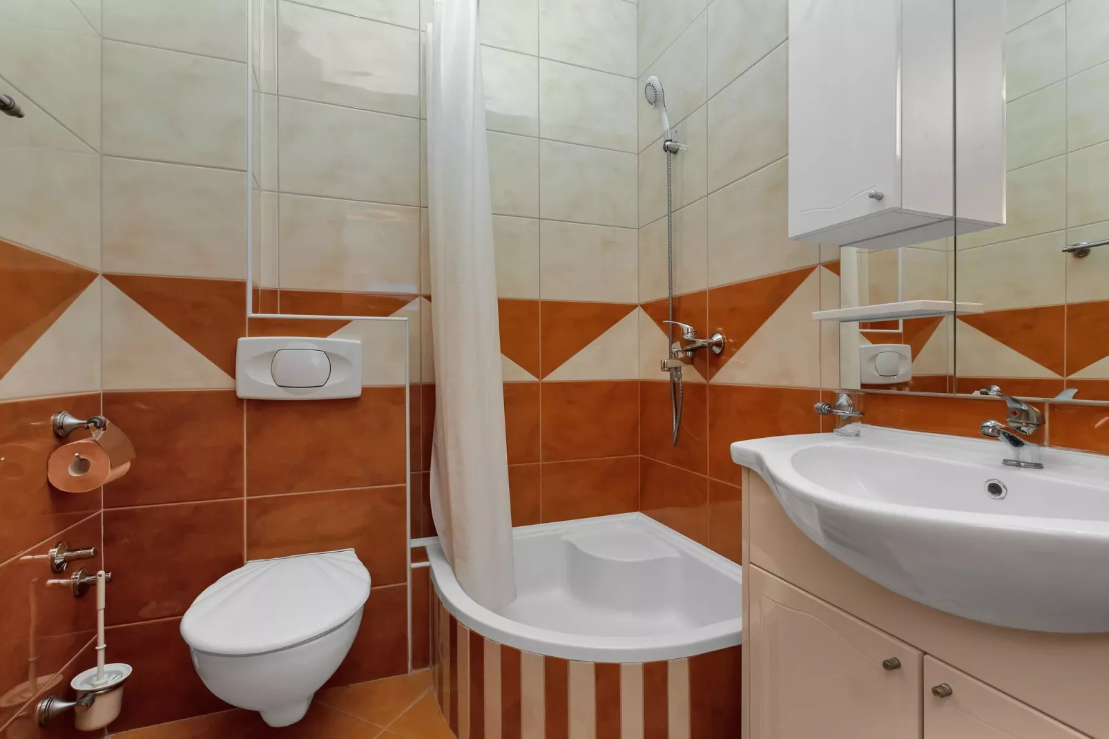 Apartments Villa Juric - Studio with Balcony (Žuti 1)-Bathroom