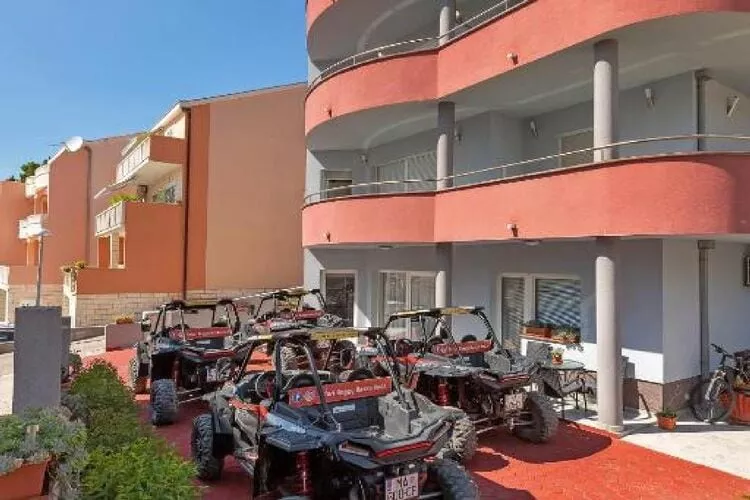 Apartments Villa Juric - Studio Apartment with Balcony (Zeleni Studio)-Outdoor