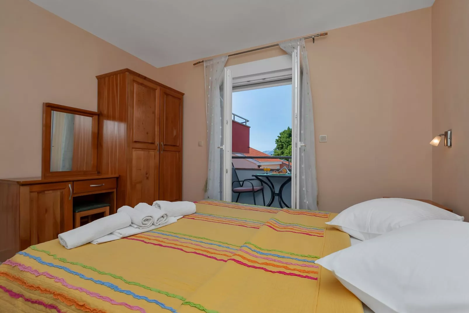 Apartments Villa Juric - One Bedroom Apartment with Balcony 5-Bedroom