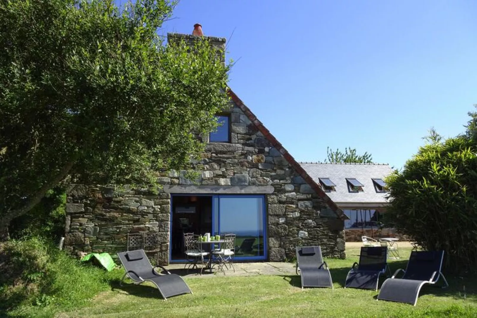 Holiday home, Trédrez-Locquémeau-Grand gîte-Exterior summer