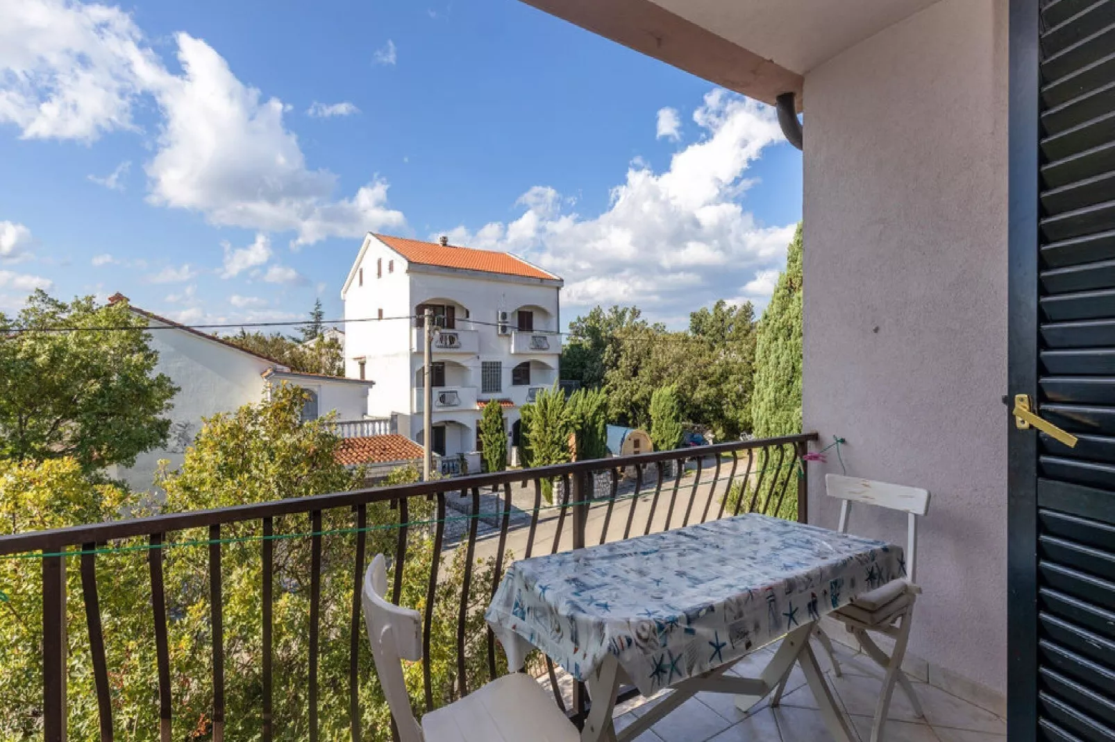 Apartments Ilija Njavro - Studio Apartment with Balcony (Apartment 1)-Terrace balcony