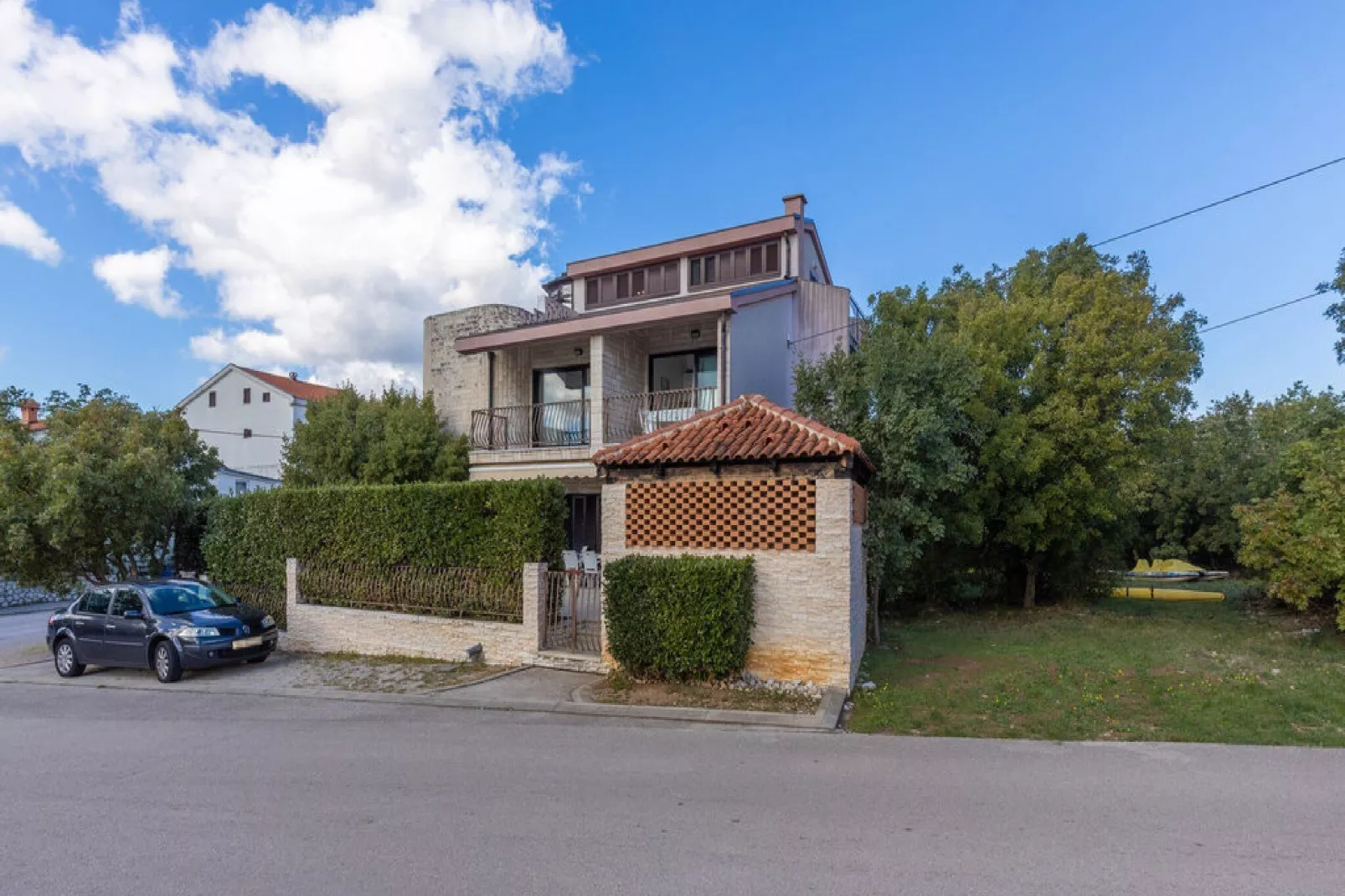 Apartments Ilija Njavro - Studio Apartment with Balcony (Apartment 1)-Outdoor