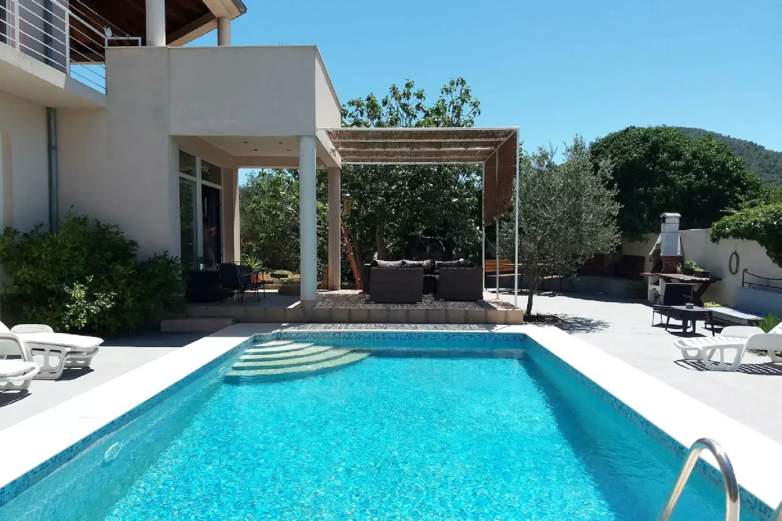 Apartments Villa Dona -Two Bedroom Apartment with Shared Swimming Pool-Pool