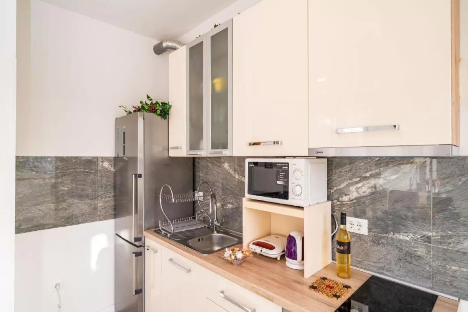 Apartment Anka - One Bedroom Apartment with Terrace-Küche