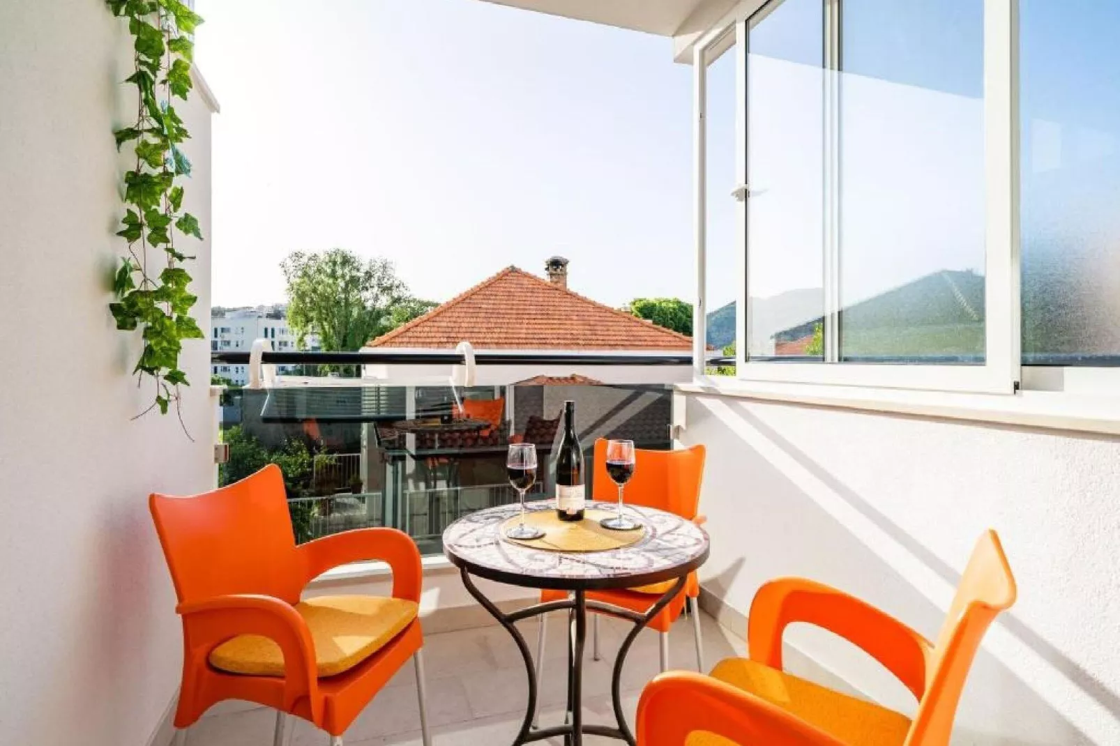 Apartment Anka - One Bedroom Apartment with Terrace-Terrassenbalkon