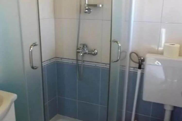 Apartments Sunce - One Bedroom Apartment with Sea View and Terrace (PLAVI)-Bathroom