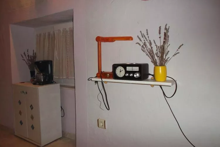 Apartments Sunce - One Bedroom Apartment with Sea View and Terrace (PLAVI)-Indoor