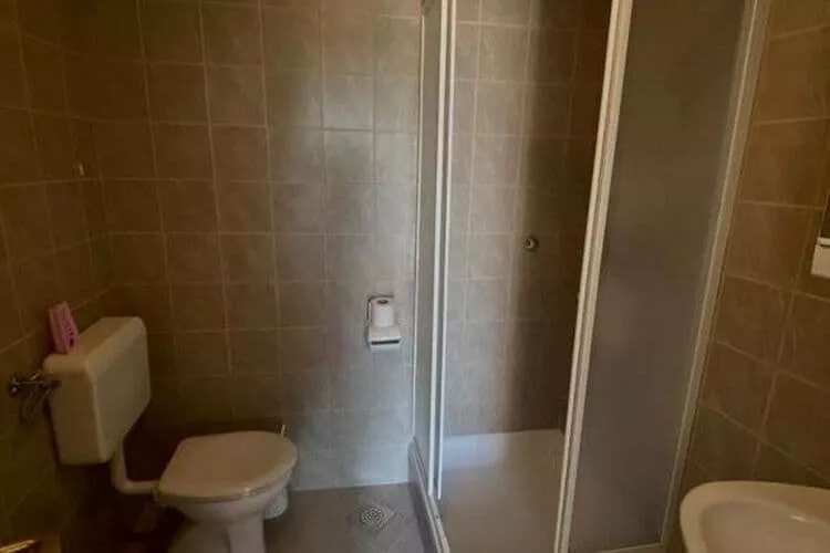 Apartments Idea - Studio Apartment with Sea View-Badezimmer