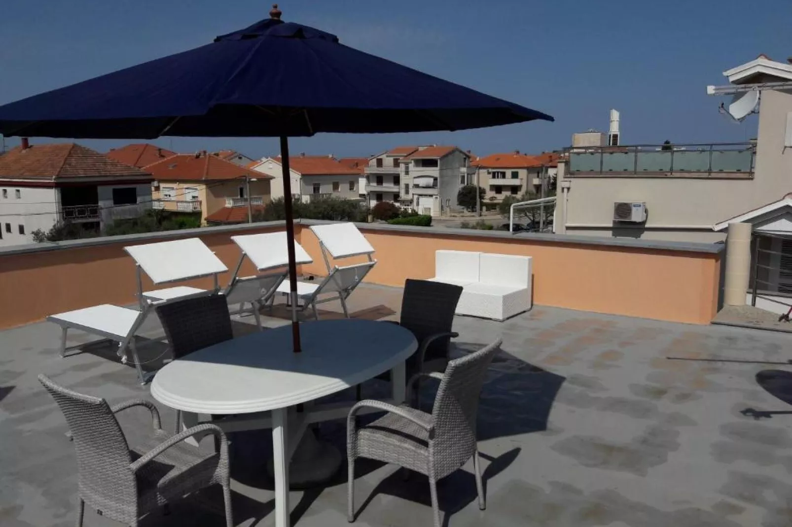 Apartments Amalia - Two Bedroom Apartment with Roofed Terrace (Amalia 2)-Terrasse