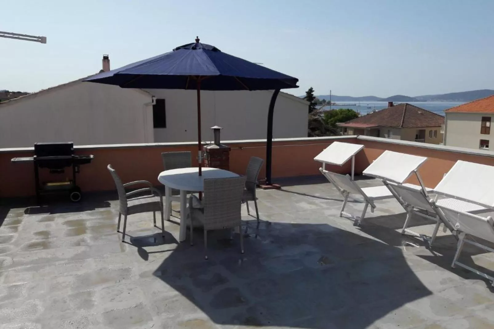 Apartments Amalia - Two Bedroom Apartment with Roofed Terrace (Amalia 2)-Terrasse