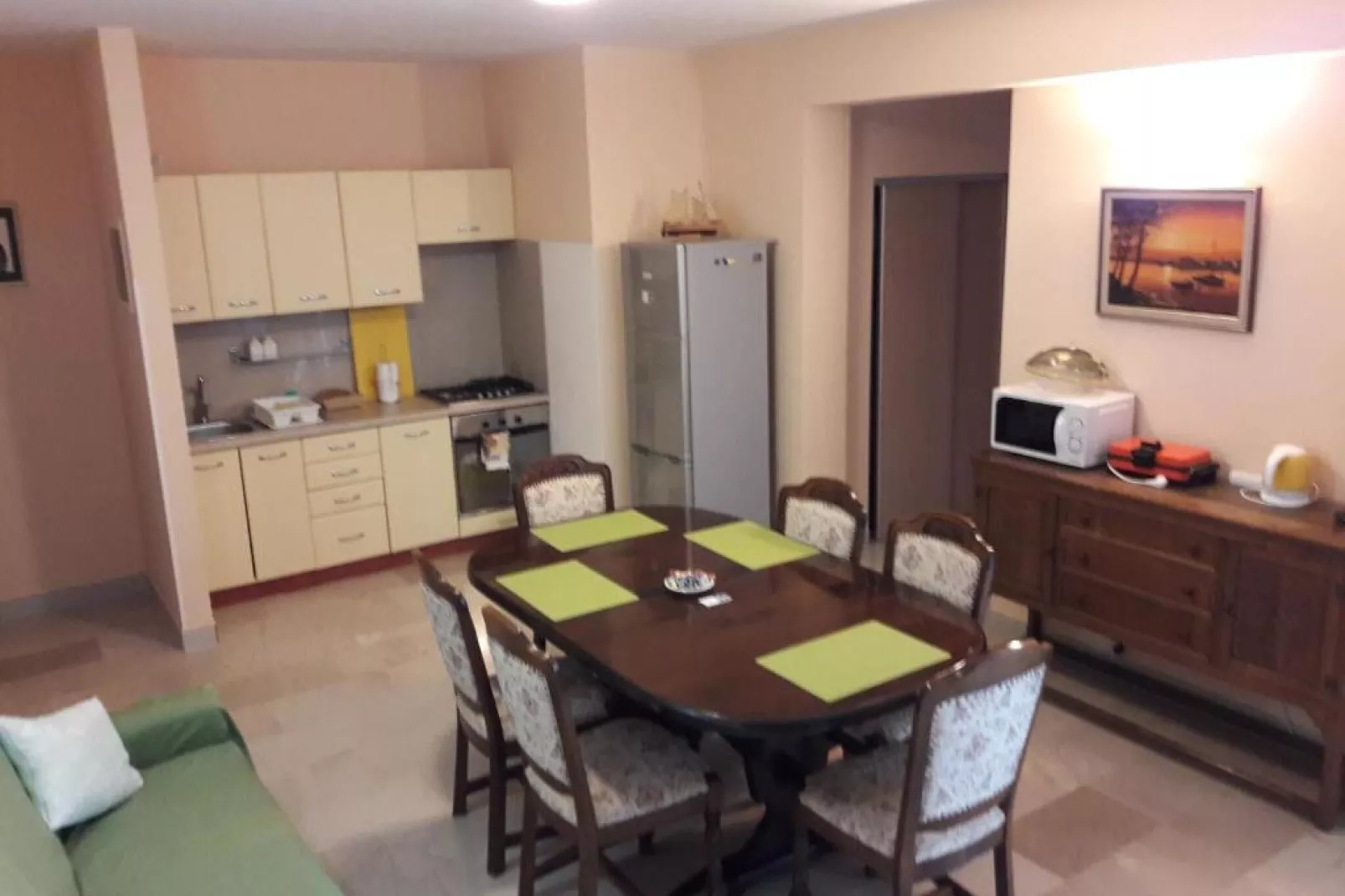 Apartments Kozino - One Bedroom Apartment with Terrace (Apartment 1)-Salle à manger