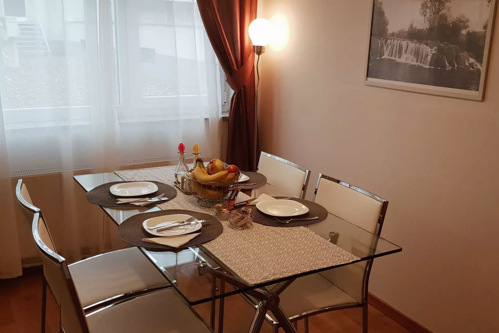 Apartment Aurelia Arena - One Bedroom Apartment-Dining room