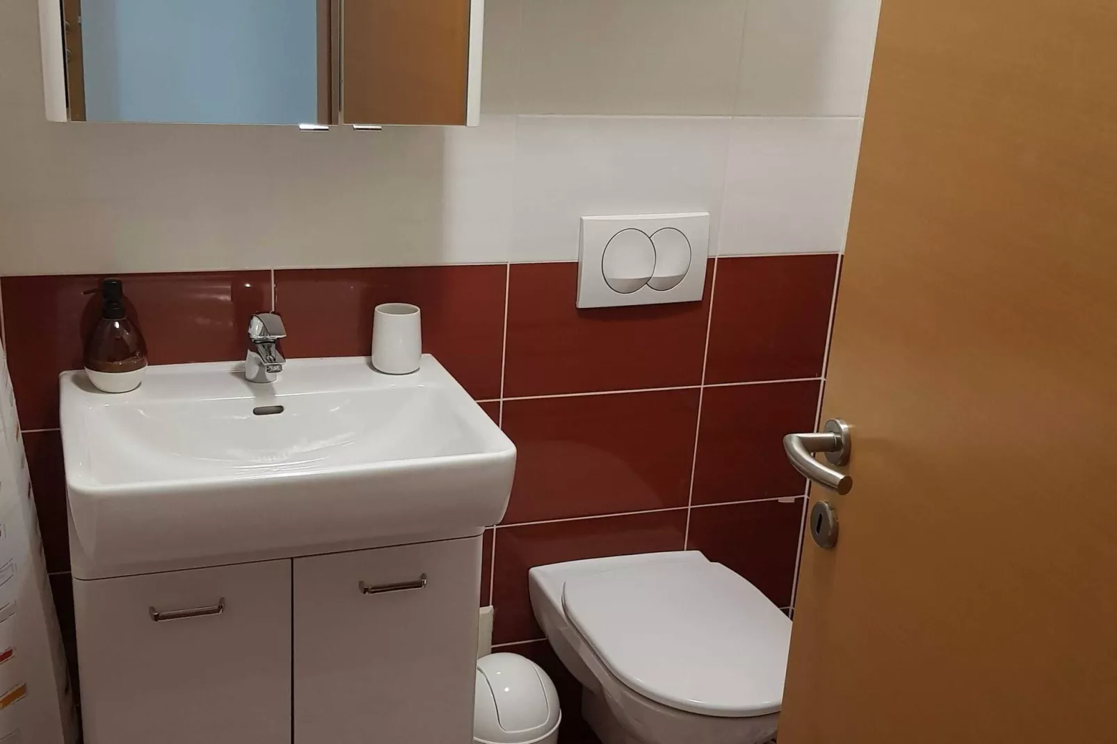 Apartment Aurelia Arena - One Bedroom Apartment-Bathroom