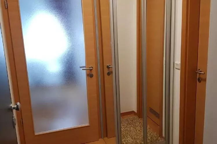 Apartment Aurelia Arena - One Bedroom Apartment-Indoor