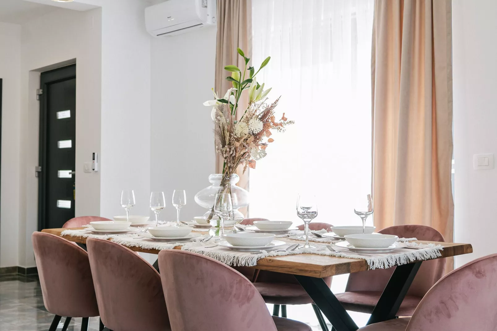 Villa La  Ze - Three Bedroom Villa with Swimming Pool-Dining room