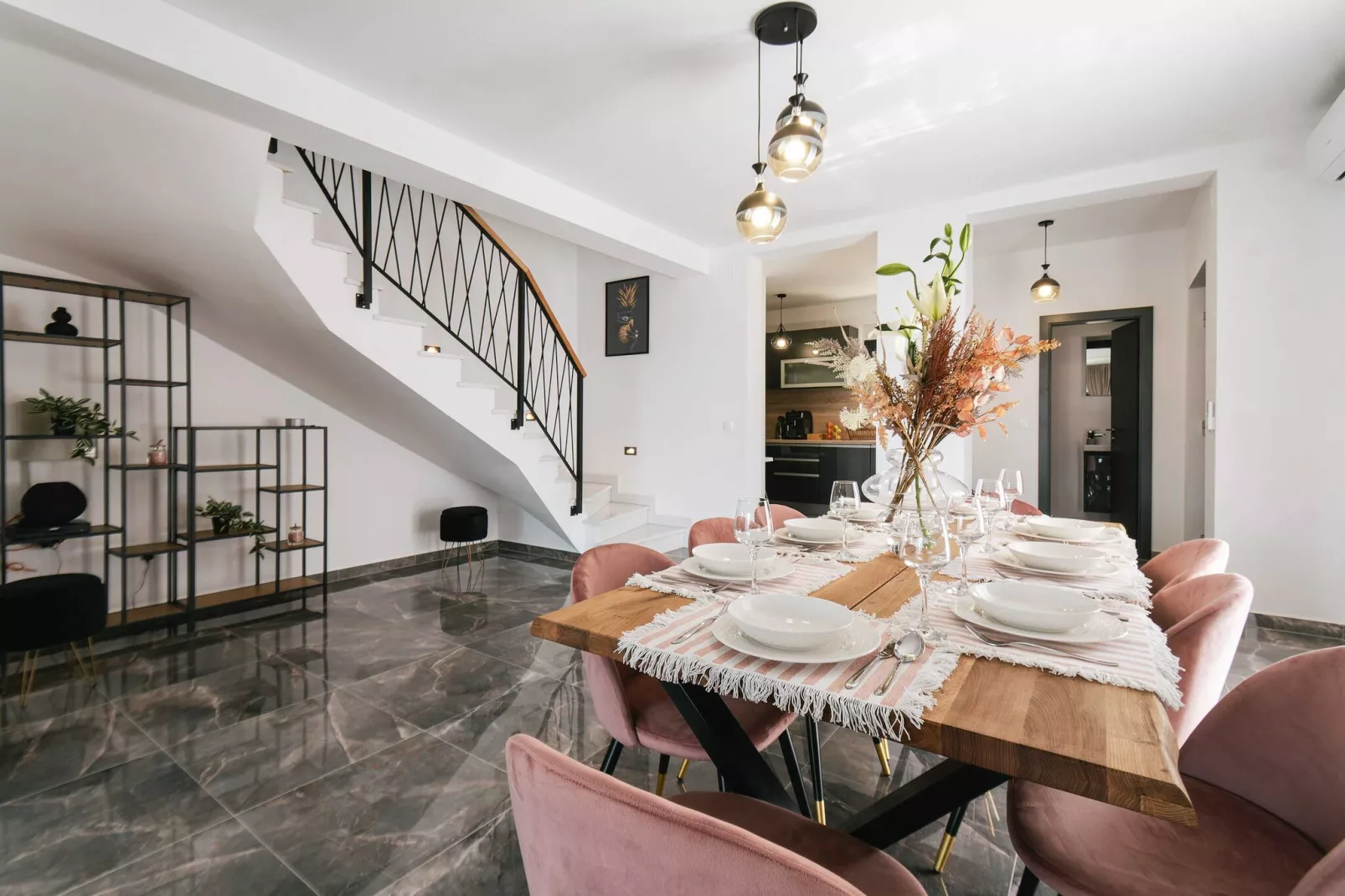 Villa La  Ze - Three Bedroom Villa with Swimming Pool-Dining room
