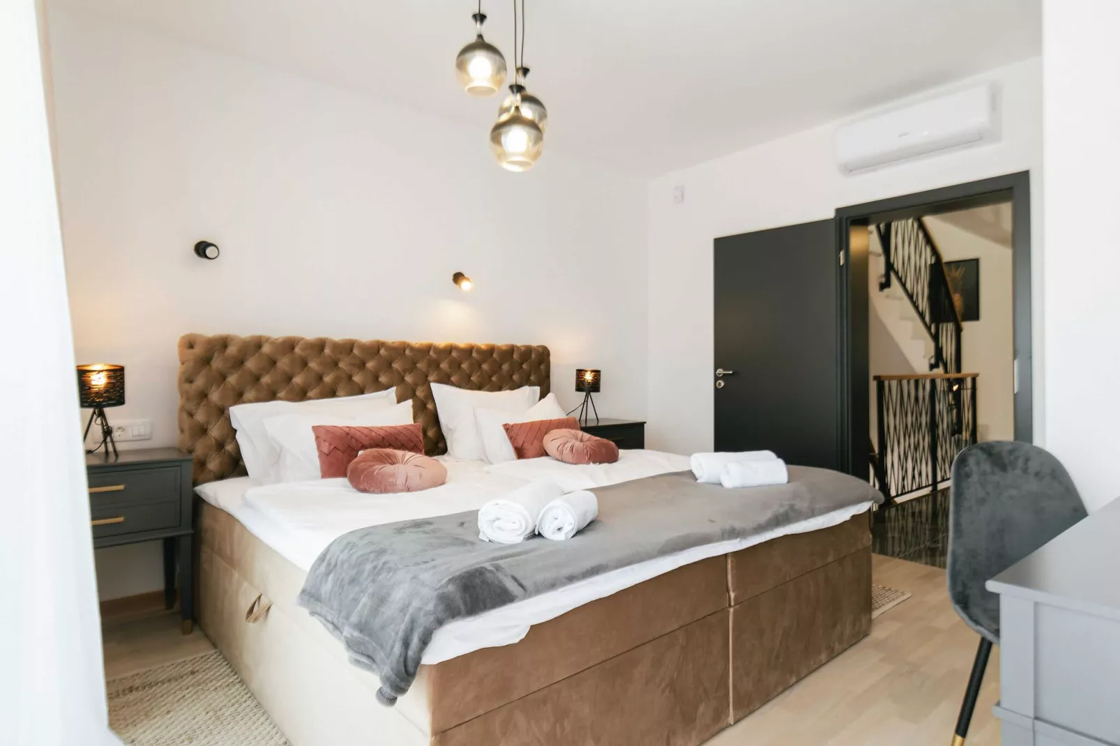 Villa La  Ze - Three Bedroom Villa with Swimming Pool-Bedroom