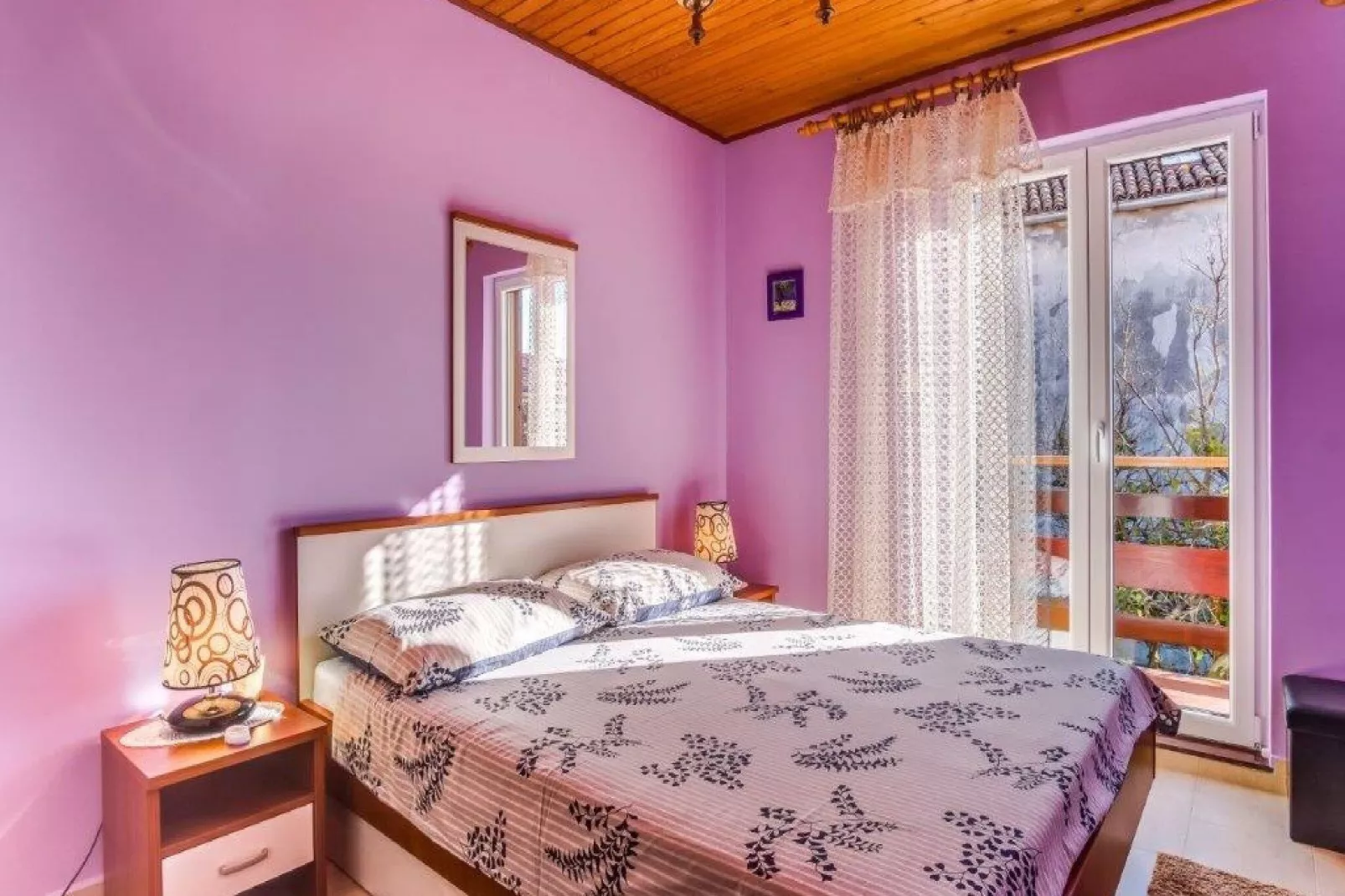 Apartment Blamax - Three Bedroom Apartment with Terrace and Sea View-Bedroom