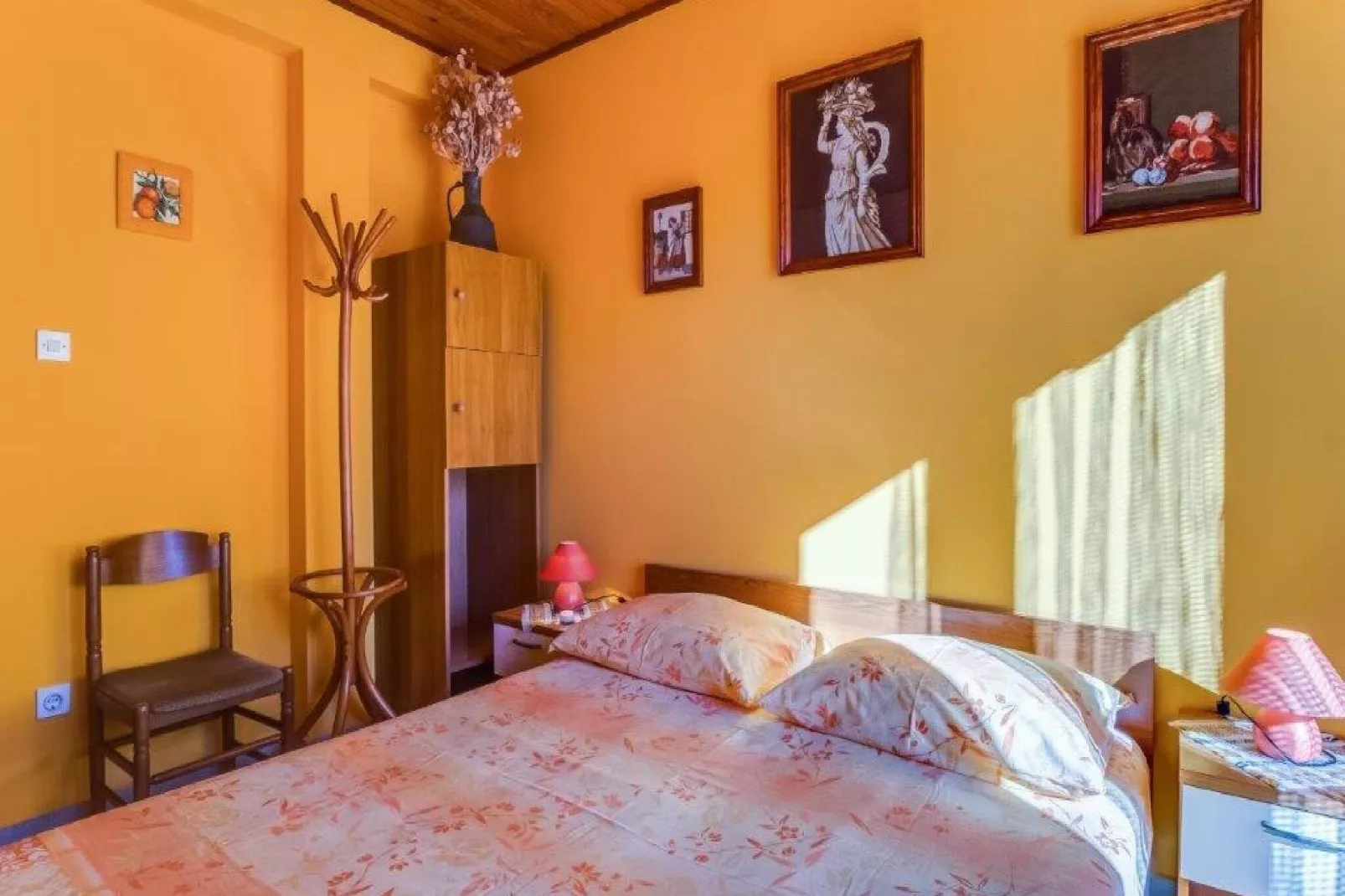 Apartment Blamax - Three Bedroom Apartment with Terrace and Sea View-Bedroom