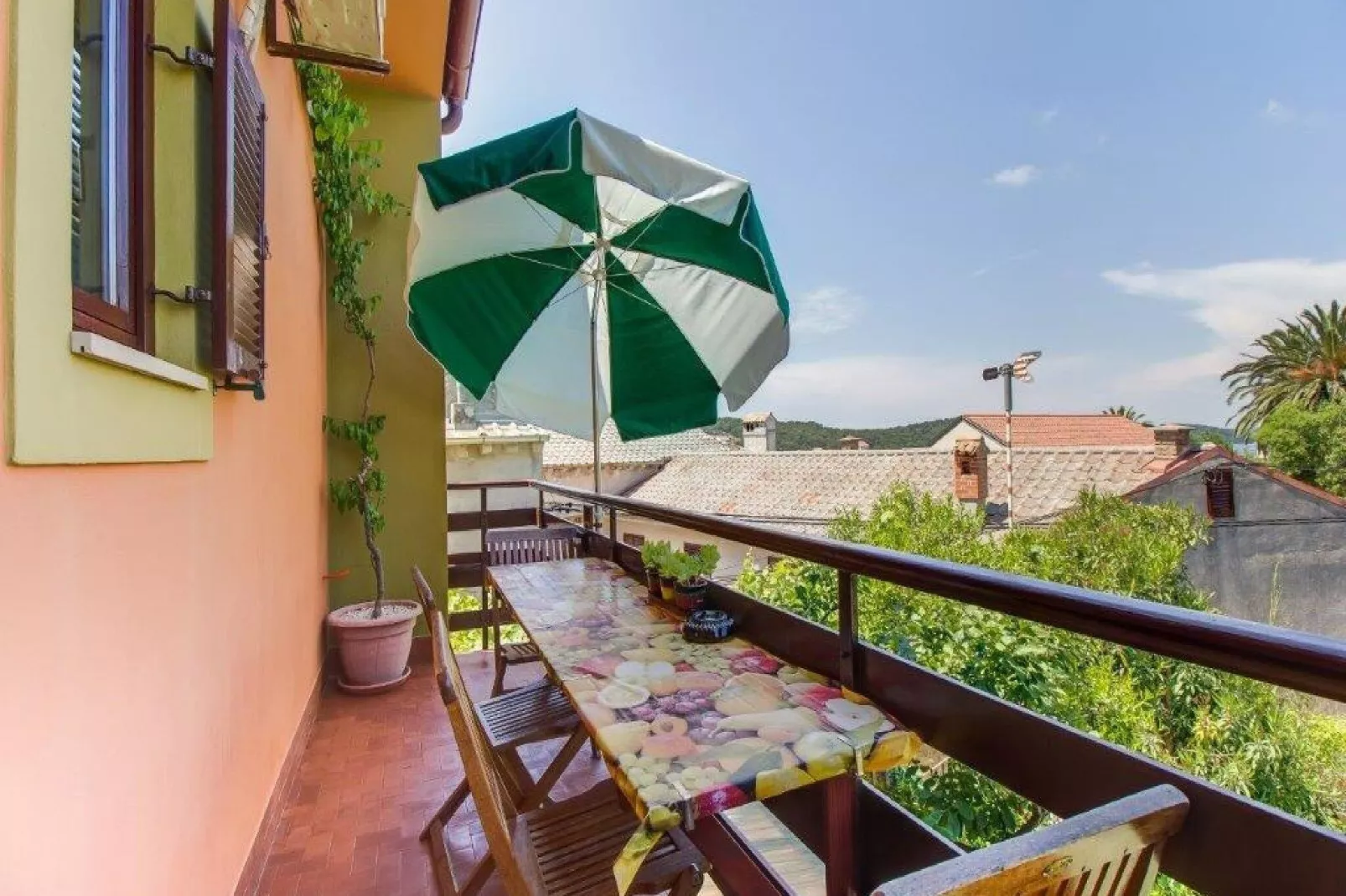 Apartment Blamax - Three Bedroom Apartment with Terrace and Sea View