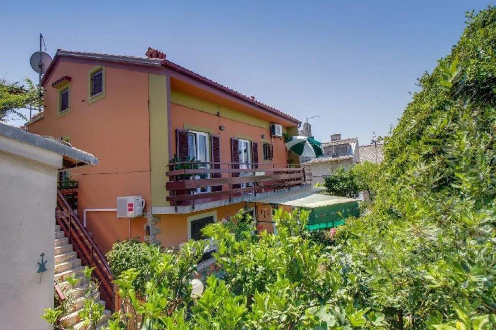 Apartment Blamax - Three Bedroom Apartment with Terrace and Sea View-Outdoor