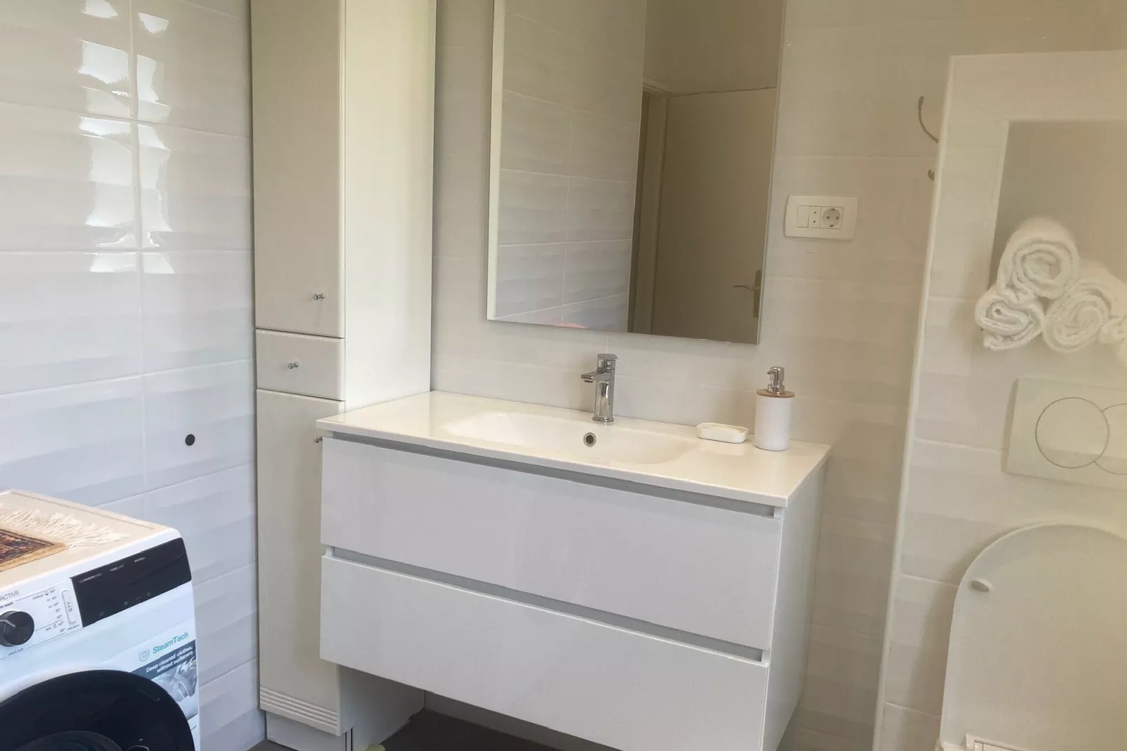 Apartment Villa Sunshine - Two Bedroom  Apartment with Terrace-Salle de bain