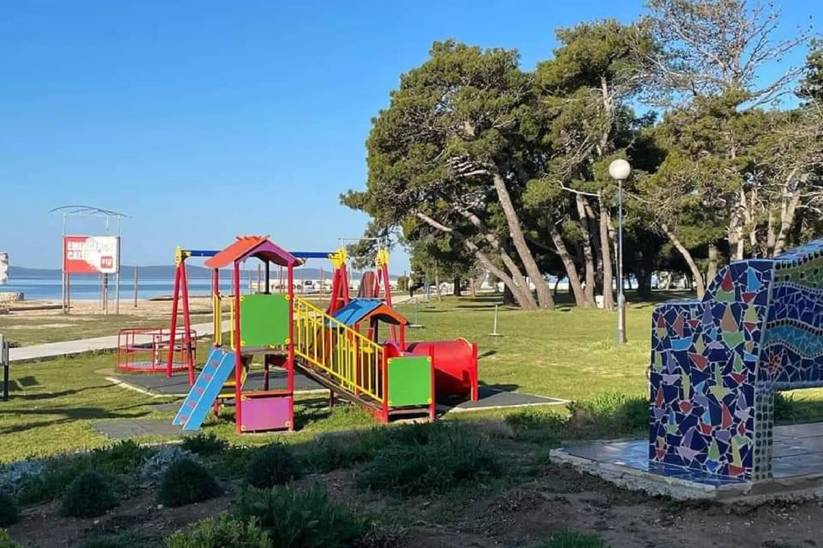 Dalmatino Pleasure Mobile Home - Two Bedroom Mobile Home with Terrace-Atmosphere