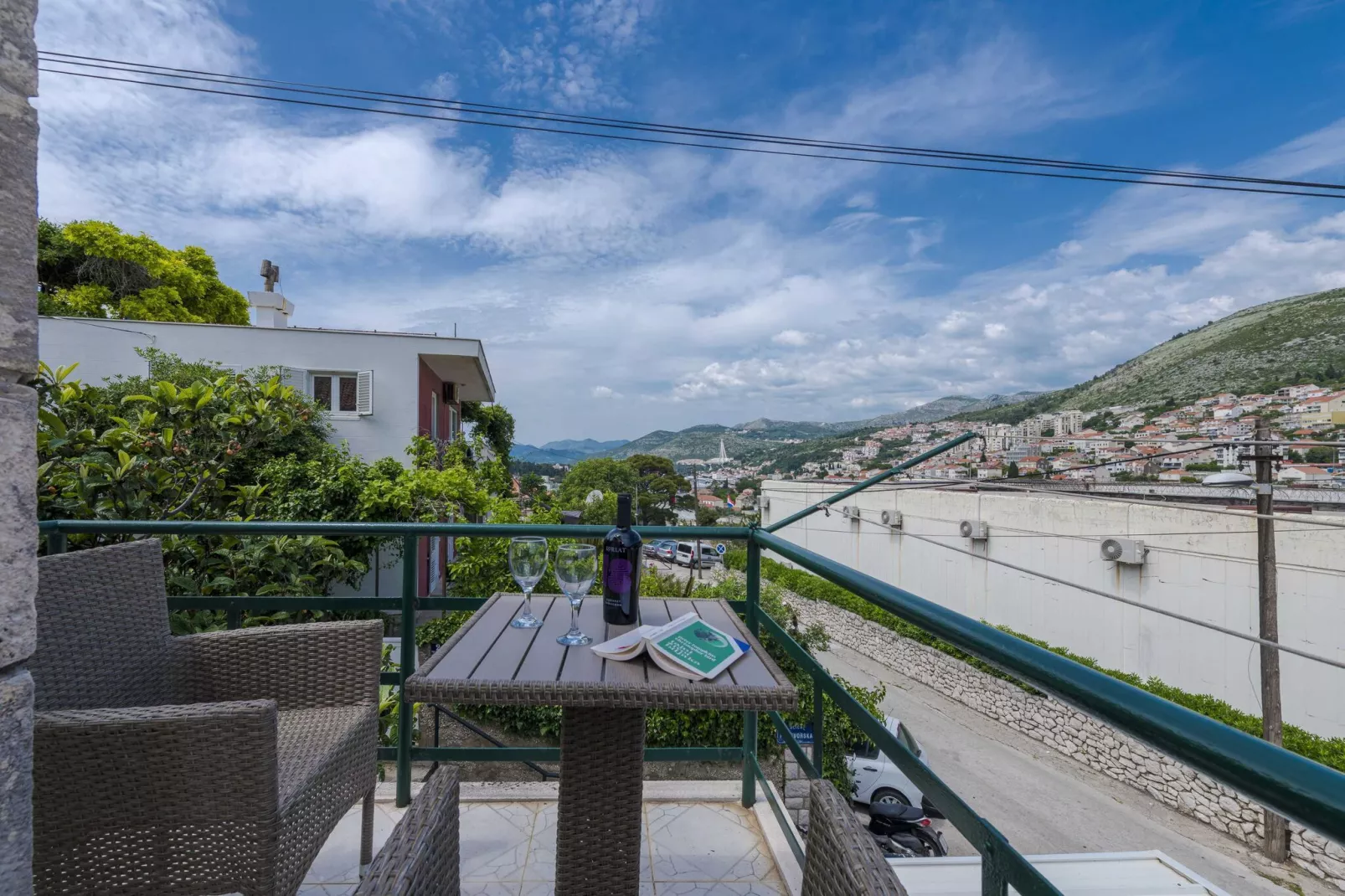Apartment Iva - One Bedroom Apartment with Balcony-Terrassenbalkon