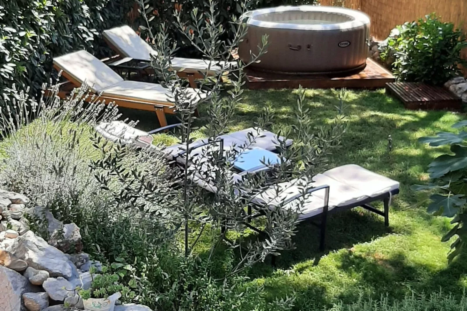 Authentic Stone House Lola - Two Bedroom Holiday Home-Jardin d'été