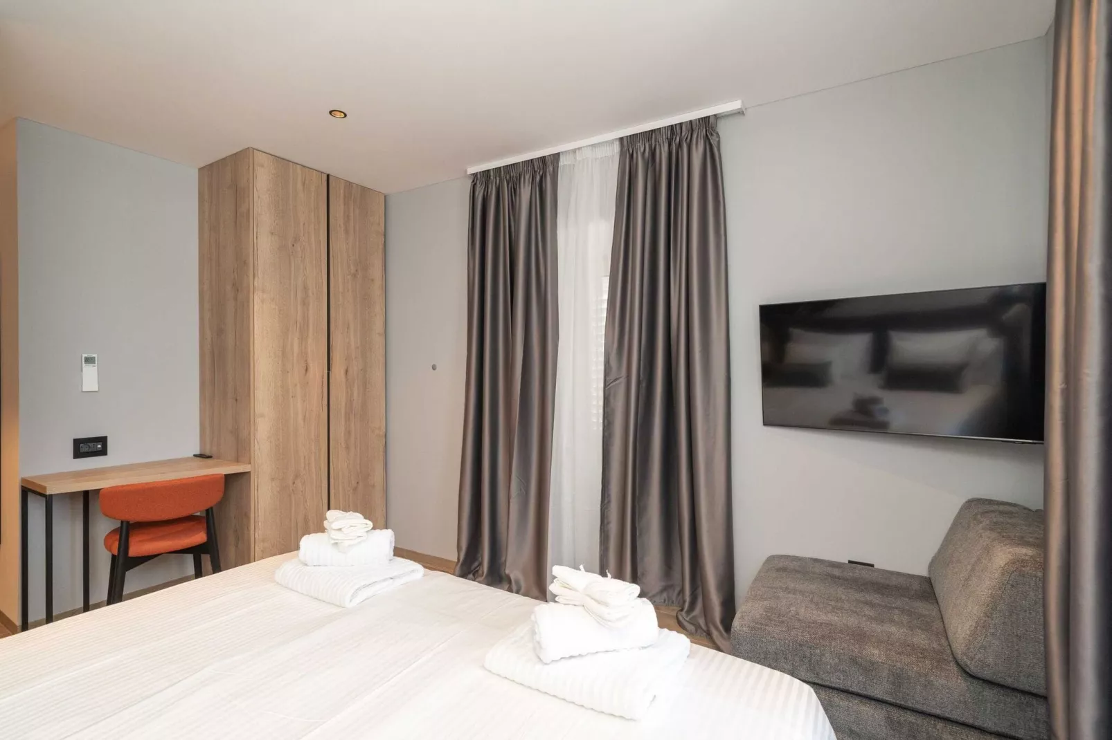 Apartments Villa Royale - Studio Apartment with Sea View - 1-Bedroom