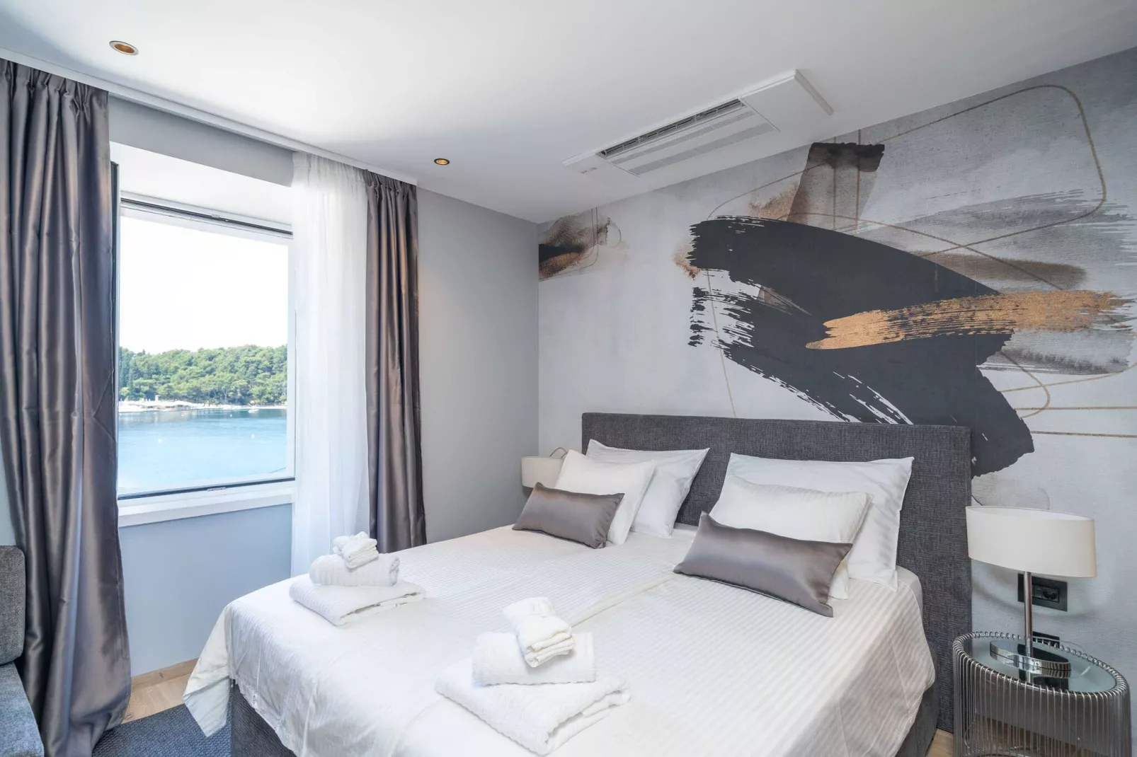Apartments Villa Royale - Studio Apartment with Sea View - 1-Bedroom