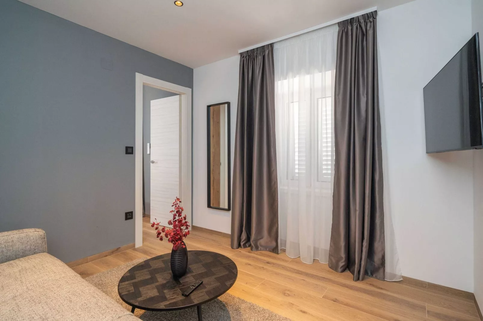 Apartments Villa Royale - Premium One Bedroom Apartment with Sea View - 3-Living room