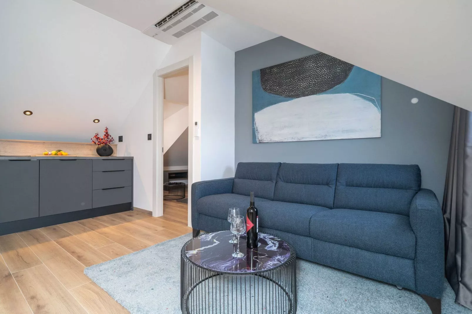 Apartments Villa Royale - One Bedroom Apartment with Sea View - 4-Living room